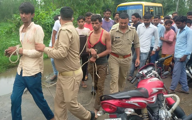 Saharanpur News : बाइक सवार युवकों ने दंपत्ति पर पेट्रोल डालकर लगाई आग