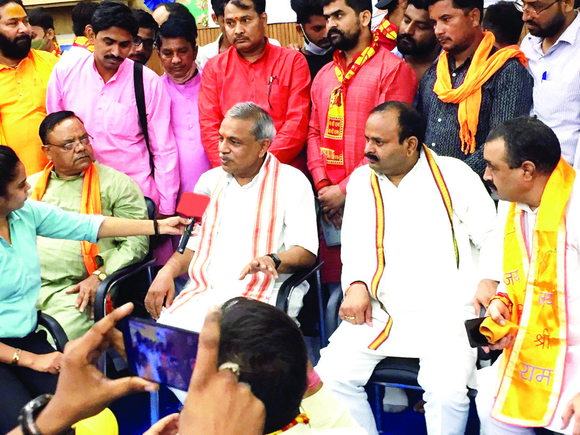 Noida News: हिंदुओं की चेतना जाग चुकी है: सुरेंद्र जैन