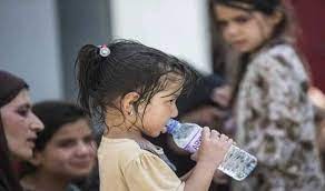 काबुल में पानी और खाना की चौकानें वाली कीमत