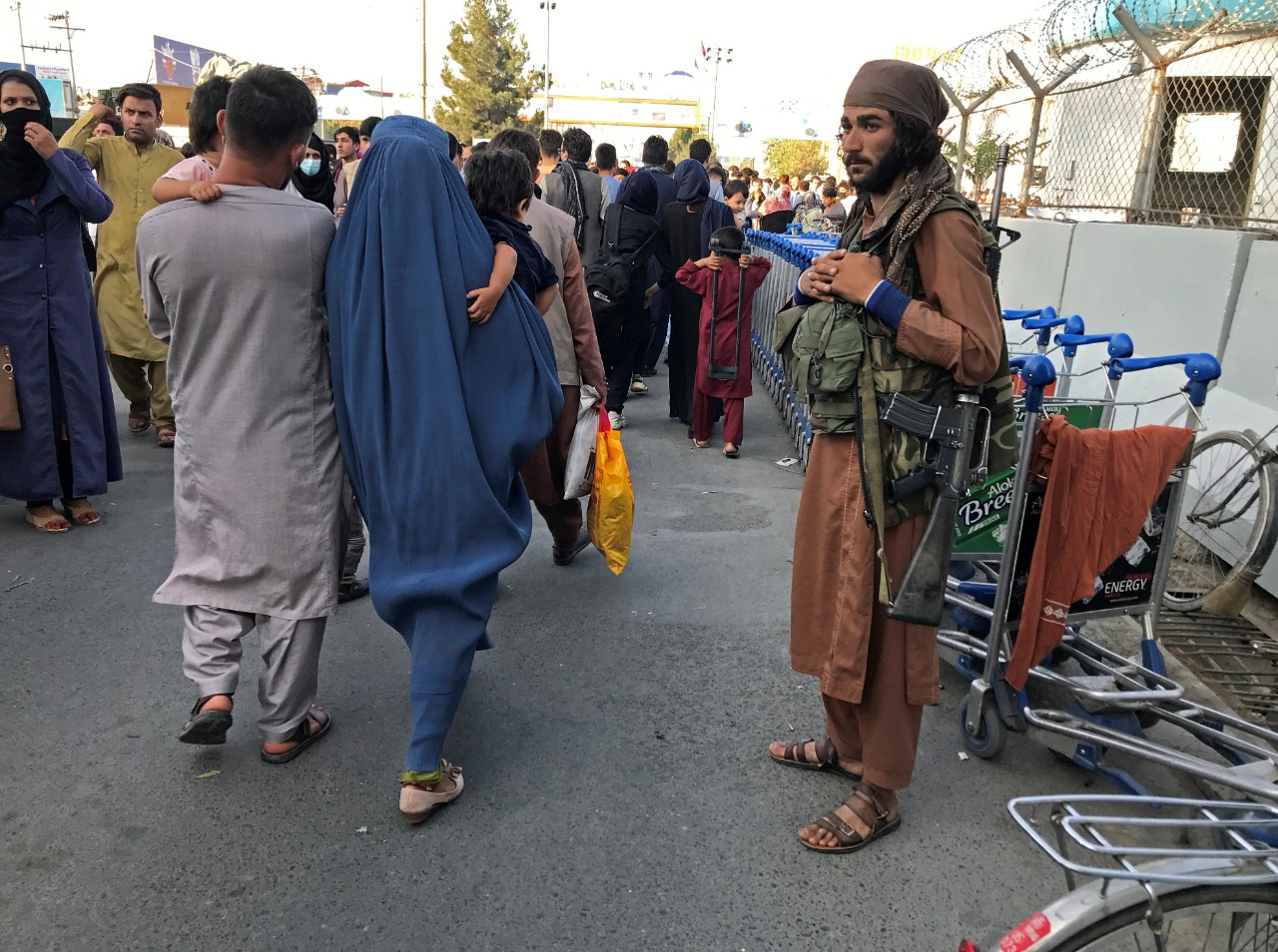अफगानिस्तान में बचा एक माह का राशन, यूएन द्वारा दी गई चेतावनी