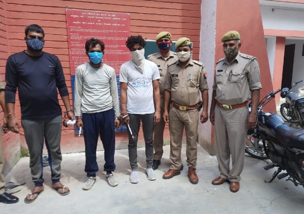 Saharanpur News : दरोगा के बेटे के चेहरे पर केमिकल अटैक तीन पकड़े