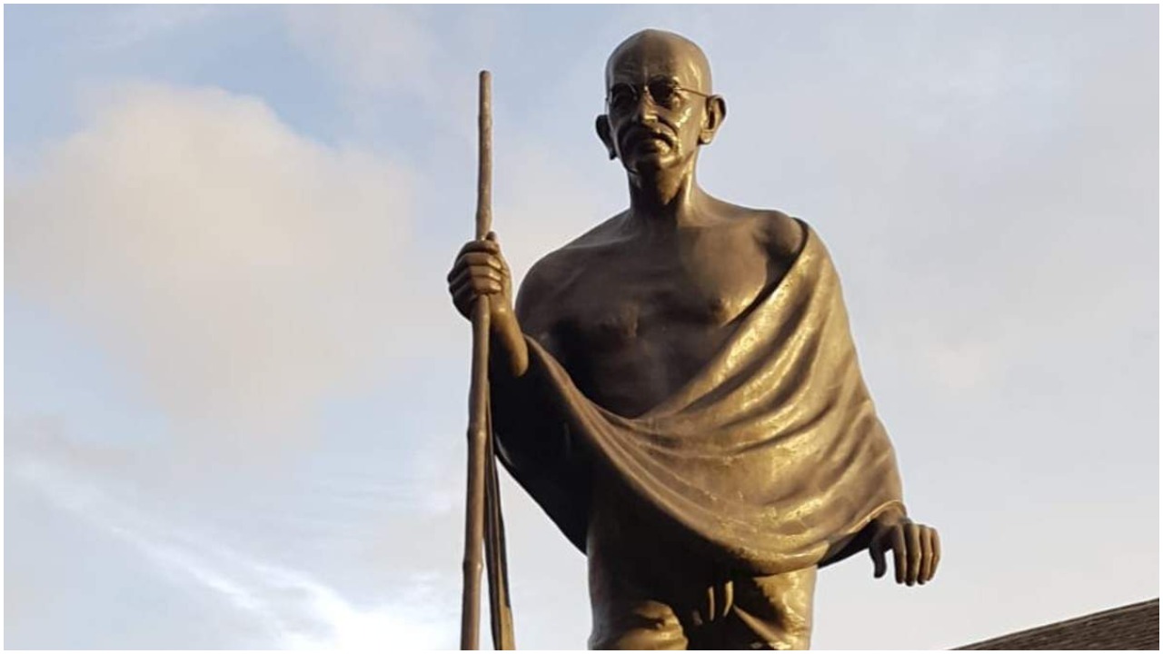 लक्षद्वीप मे गांधी जी की पहली प्रतिमा का अनावरण