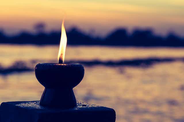 Dharma & Spiritual : प्रभु और भक्त के बीच जल और मछली-सा रिश्ता हो!