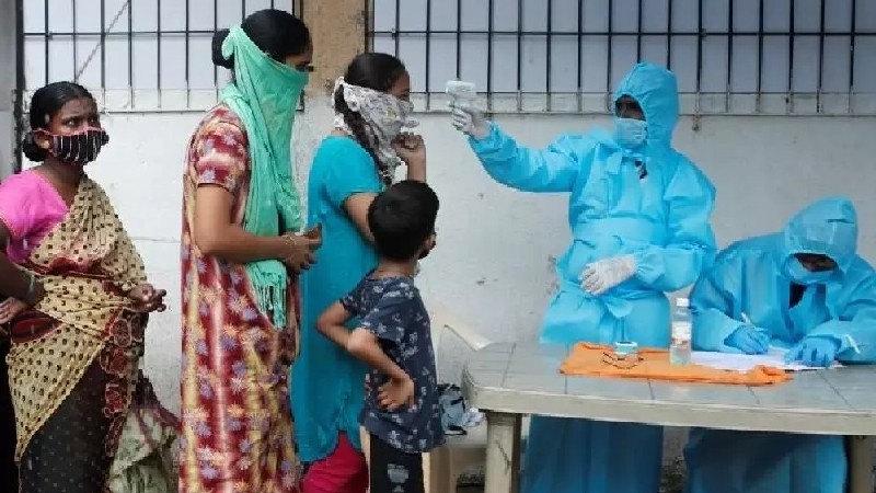 Coronavirus in India: देश में बढ़ीं कोरोना से मौत, 24 घंटे में गई 959 लोगों की जान
