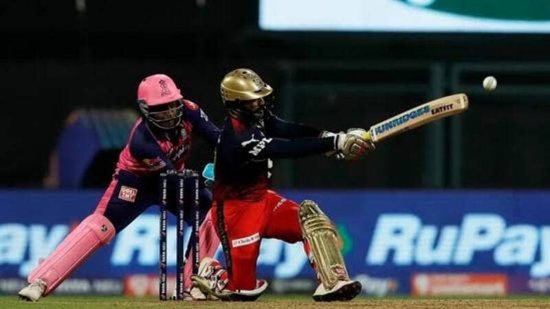 IPL 2022: आरसीबी को कार्तिक और शहबाज़ की जोड़ी ने दिलाई जीत, राजस्थान रॉयल को 4 विकेट से हराया