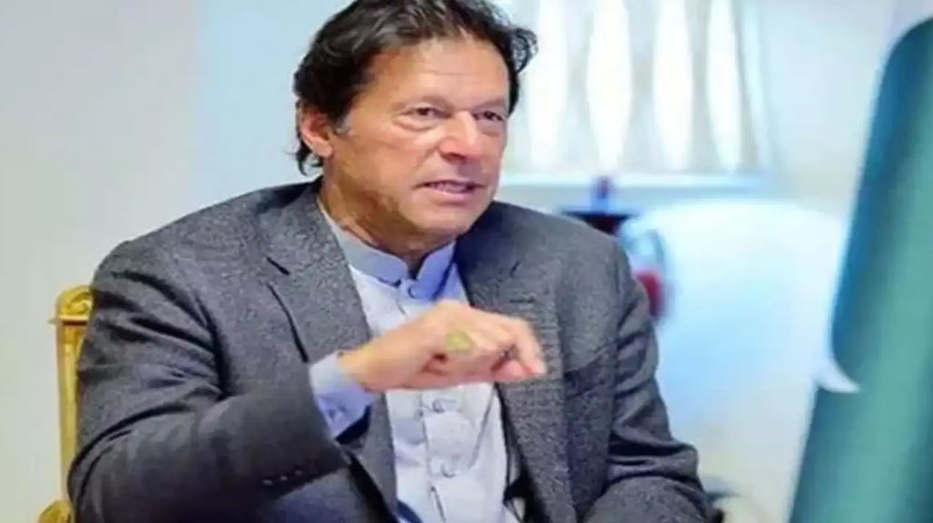 Pakistan news : यह व्यक्ति बन सकता है पाक का केयरटेकर पीएम!