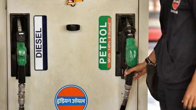 Petrol-Diesel Price: पेट्रोल-डीजल की नई कीमत हुई जारी, फटाफट जाने अपने शहर का रेट