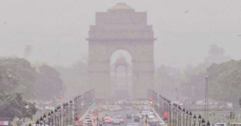 Air pollution Update : दिल्ली में वायु गुणवत्ता खराब श्रेणी में बरकरार