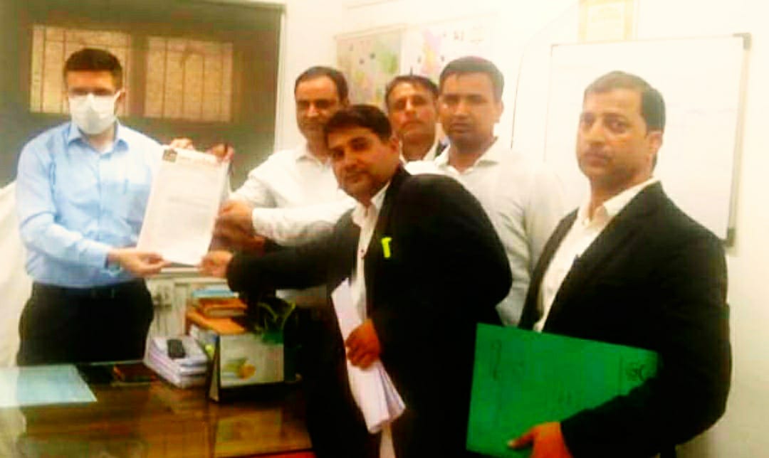Greater Noida news : लूट का अड्डा बने गौतमबुद्ध नगर के अस्पताल और स्कूल