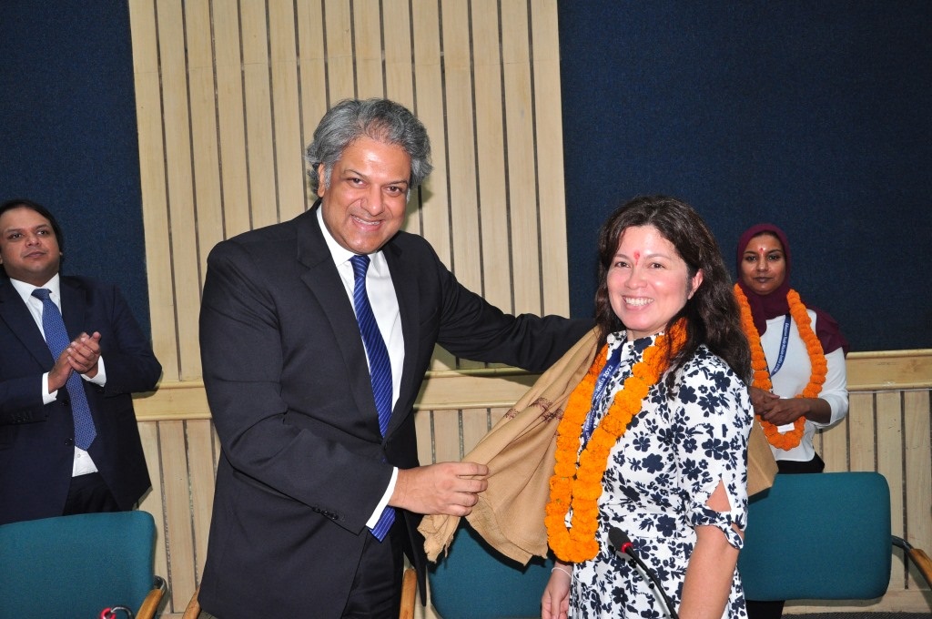 Ms. Gabriela Zelaya in Amity University