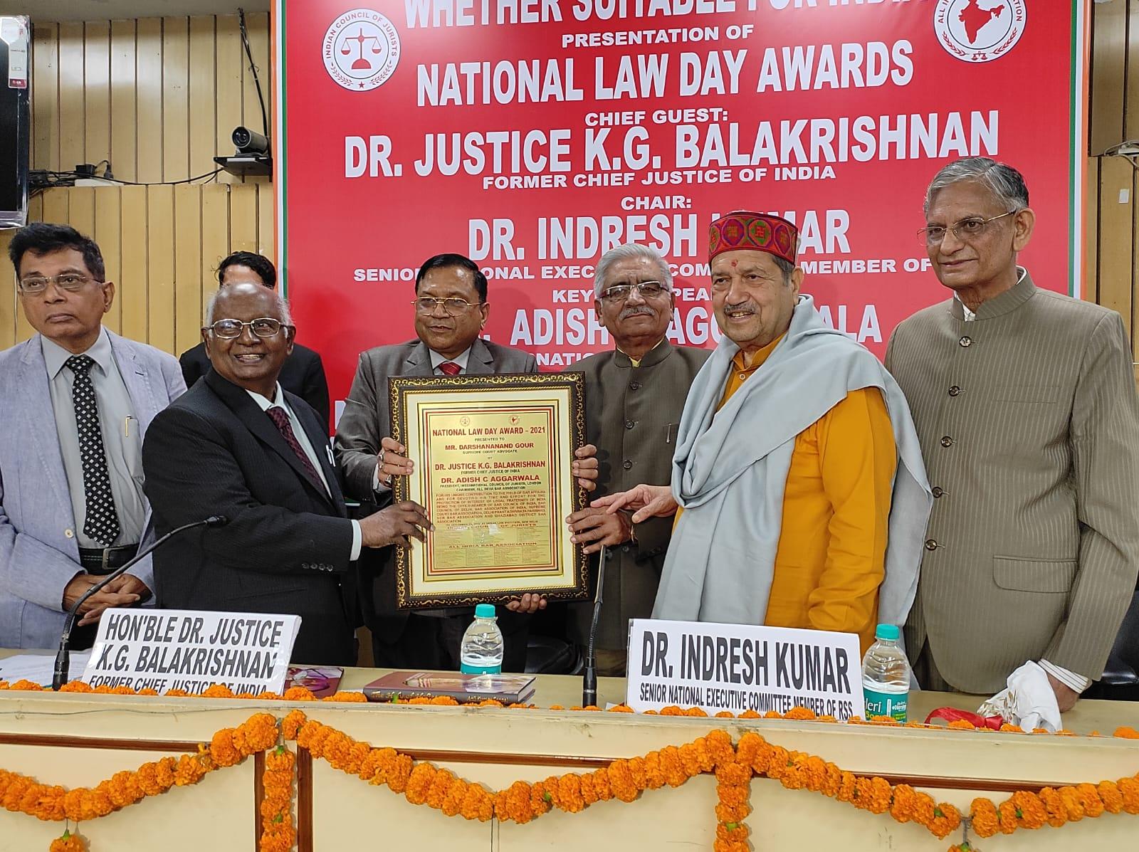 National Law Day Award  लायन दर्शनानंद गौड़ को नेशनल लॉ दिवस अवार्ड