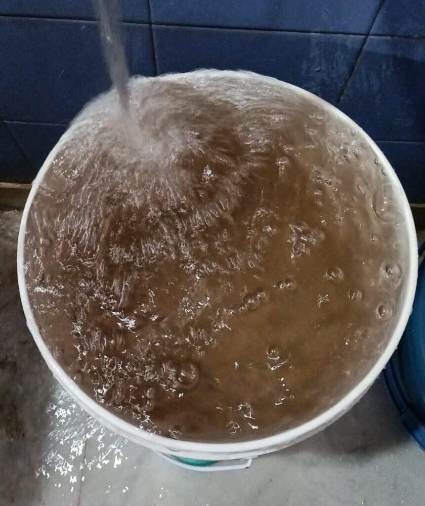 Black and smelly water coming in the sector since a week
