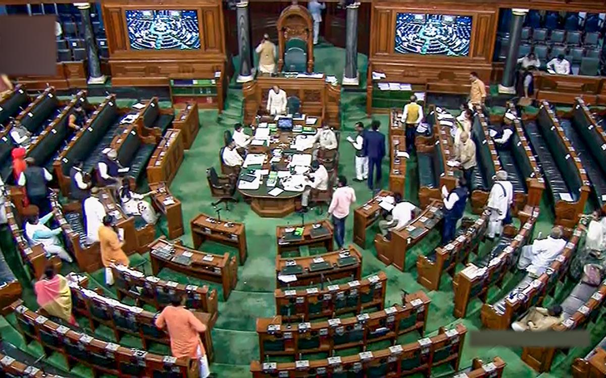 Loksabha : संसद में पांच वर्ष से अधिक पुराने करीब तीन सौ सरकारी आश्वासन ‘लंबित’