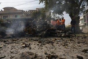 Pakistani News :  इस्लामाबाद: आत्मघाती बम हमले में पुलिस अफसर की मौत, छह अन्य घायल
