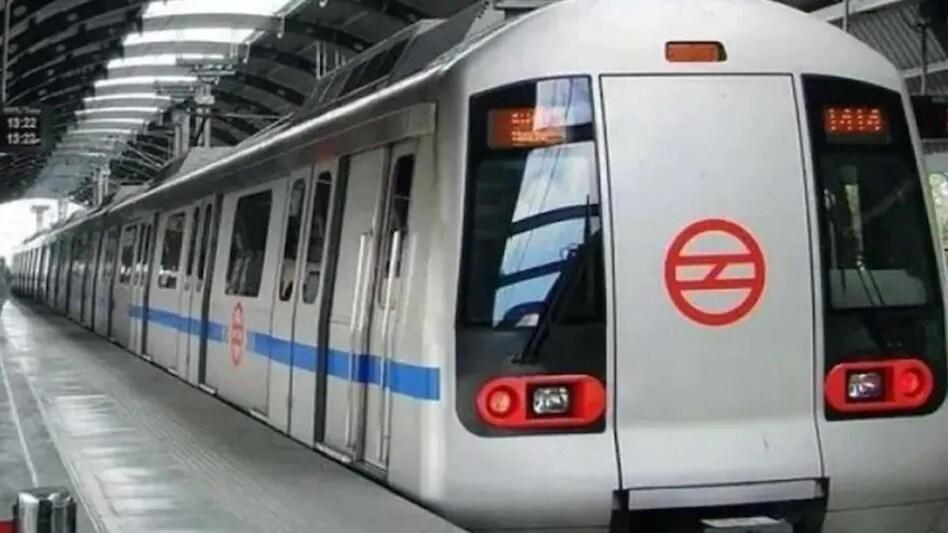 Delhi Metro : 