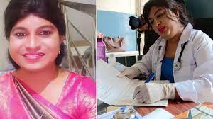 Two transgenders doctor : तेलंगाना: दो ट्रांसजेंडरों ने डाक्टर बन इतिहास रचा