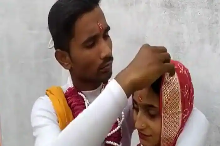 Uttar Pradesh: धर्म परिवर्तन कर मुस्लिम युवतियों ने हिंदू लड़कों से रचाया विवाह