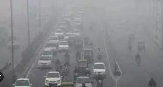 Wheather News: दिल्ली में वायु गुणवत्ता ‘बहुत खराब’, न्यूनतम तापमान 8.3 डिग्री से. दर्ज