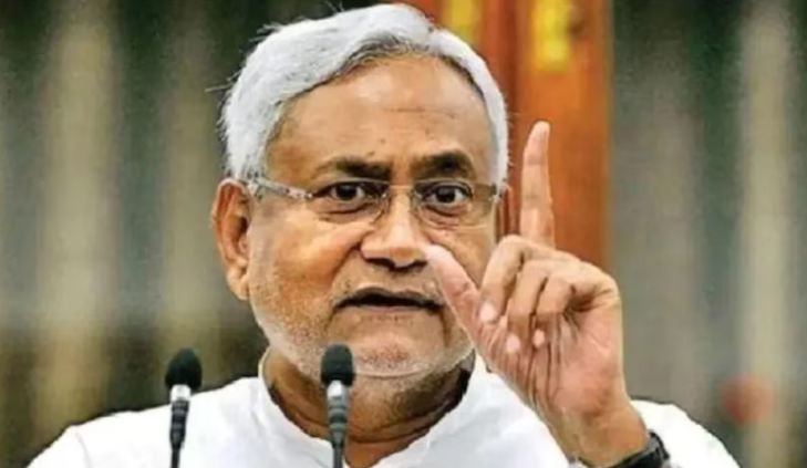 Bihar News : नीतीश कुमार दिल्ली रवाना, विपक्षी नेताओं से कर सकते हैं मुलाकात