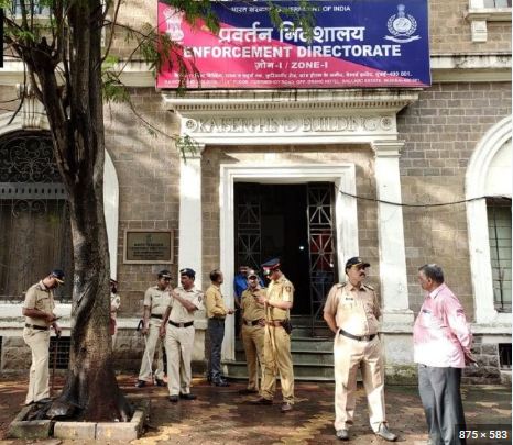 MUMBAI NEWS :  कोविड-19 में अनियमितता: मुंबई निकाय प्रमुख पहुंचे ईडी दफ्तर