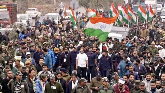 Bharat Jodo Yatra : जम्मू-कश्मीर के कठुआ में कड़ी सुरक्षा के बीच आगे बढ़ी ‘भारत जोड़ो यात्रा’