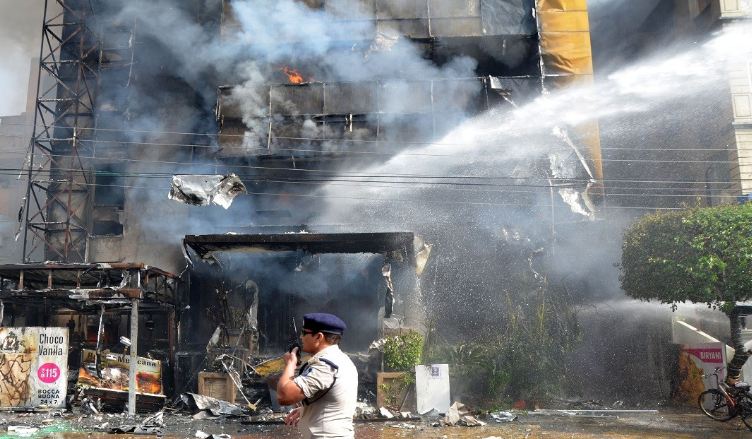 MP News : इंदौर के होटल में लगी भयंकर आग, 8 लोगों को सुरक्षित बाहर निकाला