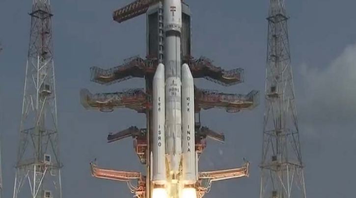 ISRO ने फिर रचा इतिहास, LVM3 ने 36 उपग्रहों को सफलतापूर्वक स्थापित किया