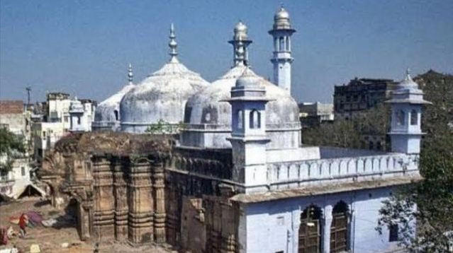 Gyanvapi Masjid Case: वाराणसी के शिवलिंग का काल निर्धारण करने का आदेश