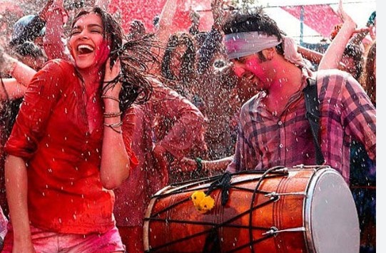 Holi Special: Holi colors in songs
