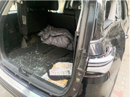 Saharanpur News : नीलगाय से टकराई सांसद  पुत्र की गाड़ी