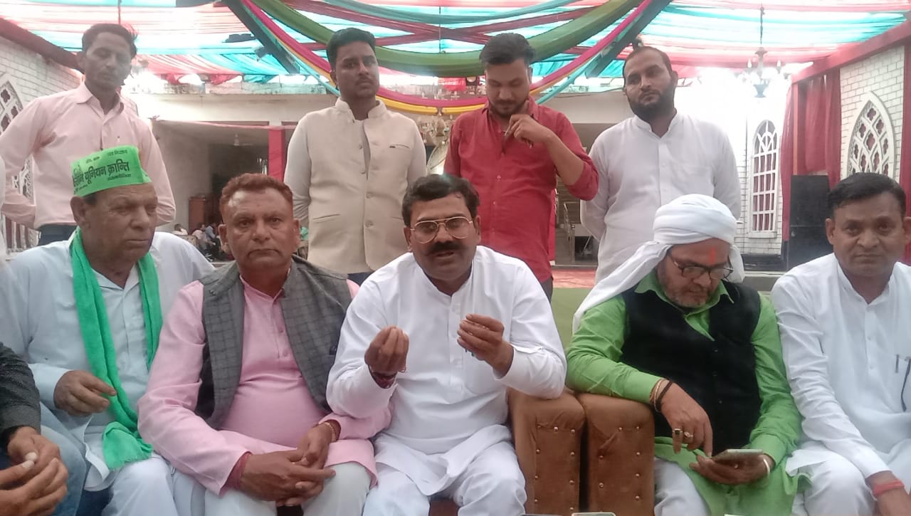 Saharanpur News : किसानों के नाम पर राजनीति बंद करे, किसान संगठन, बर्बाद हुई फसल का मुआवजा दे सरकार