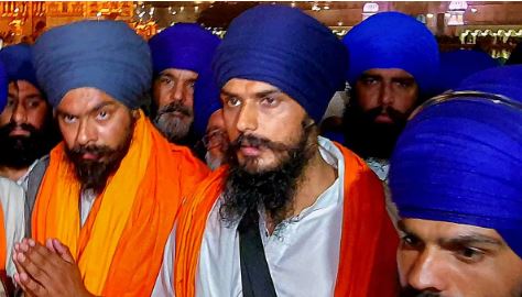 Amritpal Singh : खालिस्तान समर्थक अमृतपाल सिंह के चाचा और चालक ने किया आत्मसमर्पण