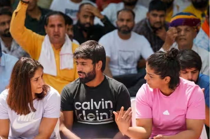 Wrestlers Protest : कपिल सिब्बल ने उठाया ढुलमुल जांच का मुद्दा