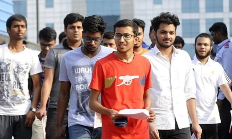 UPSC Exam 2023: हिंसाग्रस्त इंफाल में 3,300 अभ्यर्थी ने दी UPSC प्रारंभिक परीक्षा