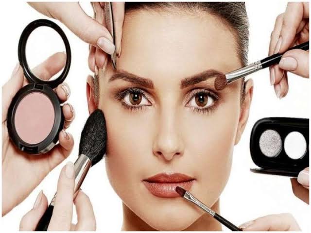 6 Easy Steps for Makeup