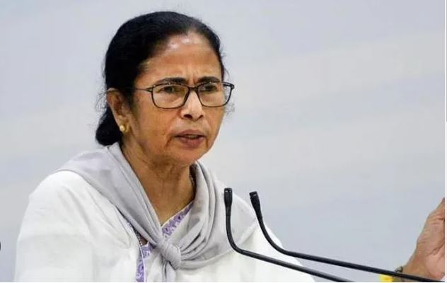 West Bengal : ममता बनर्जी ने बेथ्यून स्कूल को दिया राज्य का शीर्ष ‘बंग रत्न’ सम्मान