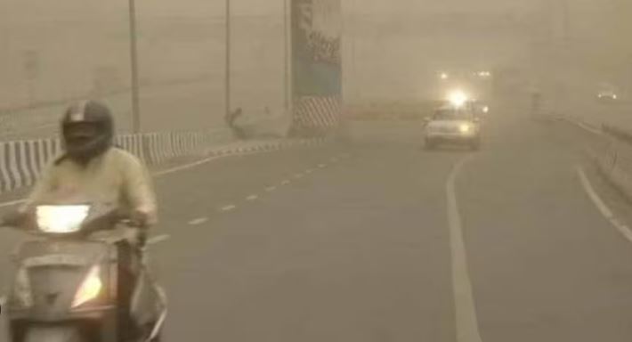 Weather Update : दिल्ली में धूल भरी आंधी का अनुमान