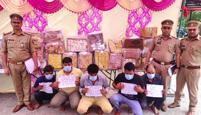 Noida News: नोएडा में नक़ली घी बनाकर बेचने वाले बड़े गिरोह का भंडाफोड़, पुलिस ने दबोचा