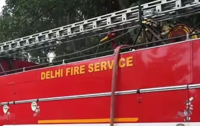 New Delhi News : अस्पताल में आग, 20 नवजात शिशुओं को बचाया गया