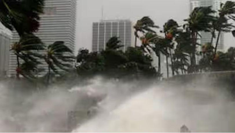 चक्रवात बिपरजॉय का नोएडा, एनसीआर, दिल्ली में क्या होगा असर ? Cyclone Biparjoy Updates