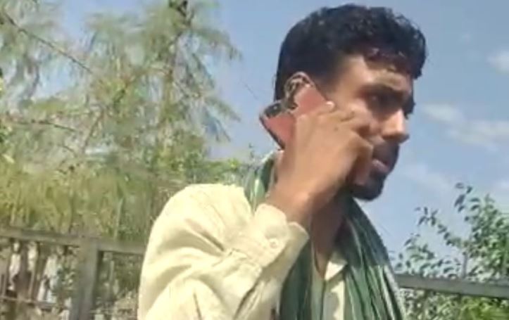 Bulandshahr News : रिश्वतखोर जेई का किसान को धमकाते हुए वीडियो वायरल