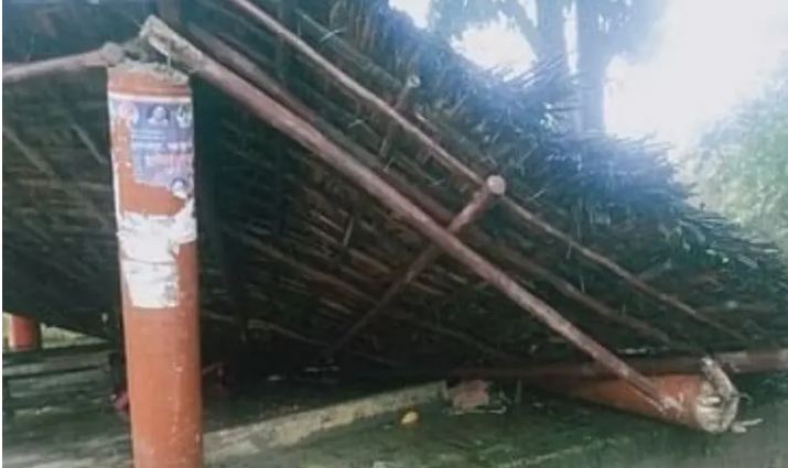 UP News : भीम आर्मी का छप्पर गिरा, चंद्रशेखर के समर्थकों ने भागकर जान बचाई