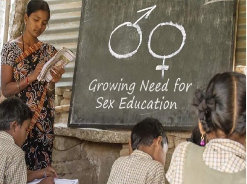 Sex Education : सामान्य शिक्षा जितनी ही जरूरी है सेक्स एजुकेशन, सही समय पर बच्चों को मिले शारीरिक ज्ञान