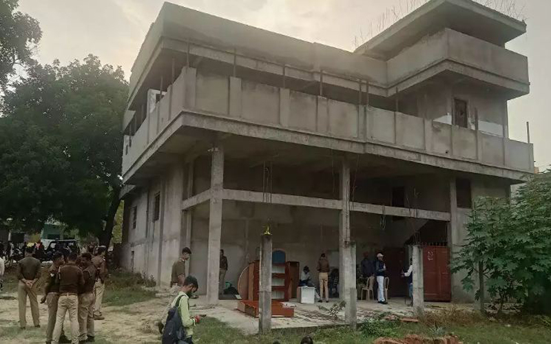 उमेश पाल हत्याकांड में मददगार जैनब फातिमा का मकान कुर्क