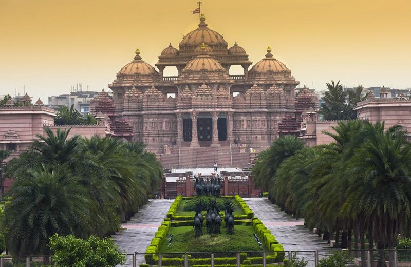 Top 8 places to visit in Delhi