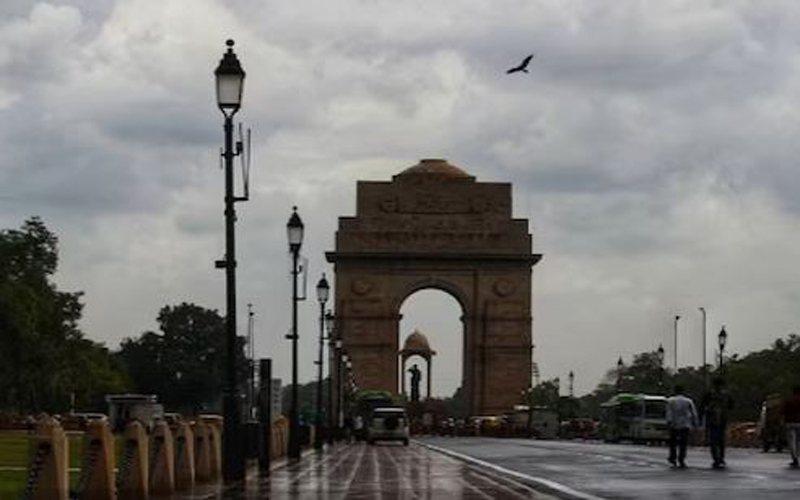 मार्च से पहले मौसम ने बदला मिजाज, दिल्ली समेत कई जिलों में बारिश की संभावना