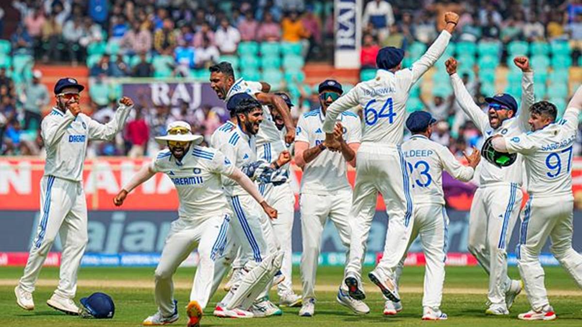 India Defeated England: भारत ने दूसरे टेस्ट में इंग्लैंड को हरा, सीरीज में बराबरी हासिल की