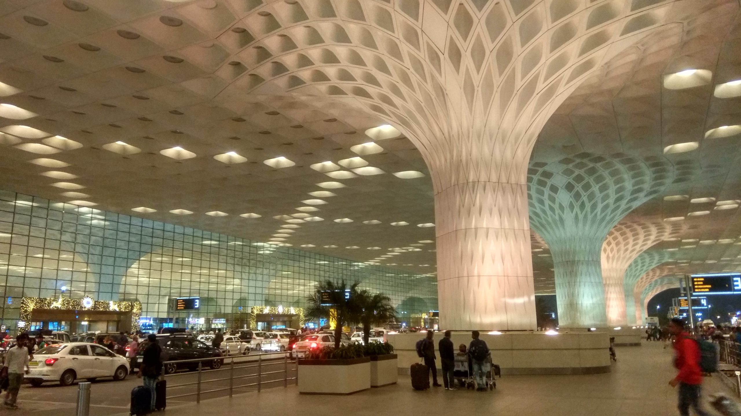 विदेशों से भी अधिक सुन्दर है भारत के कुछ एयरपोर्ट, जानें विस्तार से