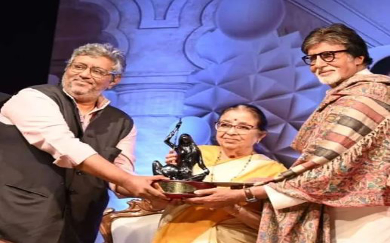बिग बी ने ‘लता दीनानाथ मंगेशकर पुरस्कार’ किया अपने नाम, ये हस्तियां भी रहीं शामिल