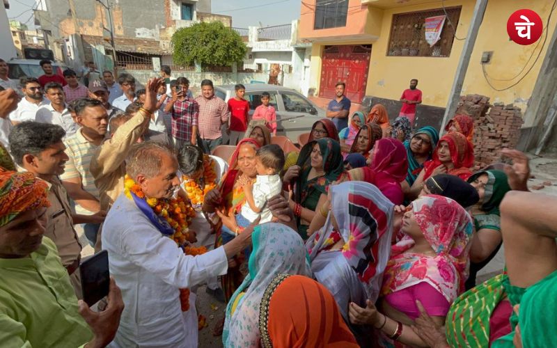 हर गांव, गली तथा मोहल्ले में वोट मांग रहे हैं राजेंद्र सिंह सोलंकी